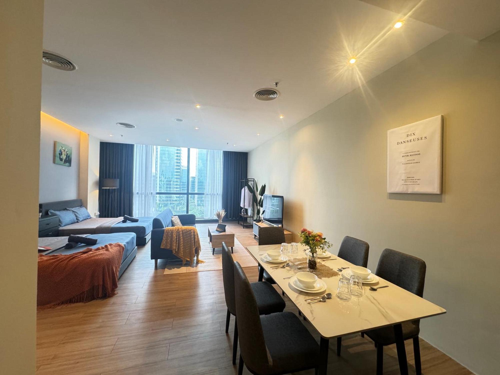 Weekly Monthly - Bangsar Trade Centre Tinto * Kuala Lumpur